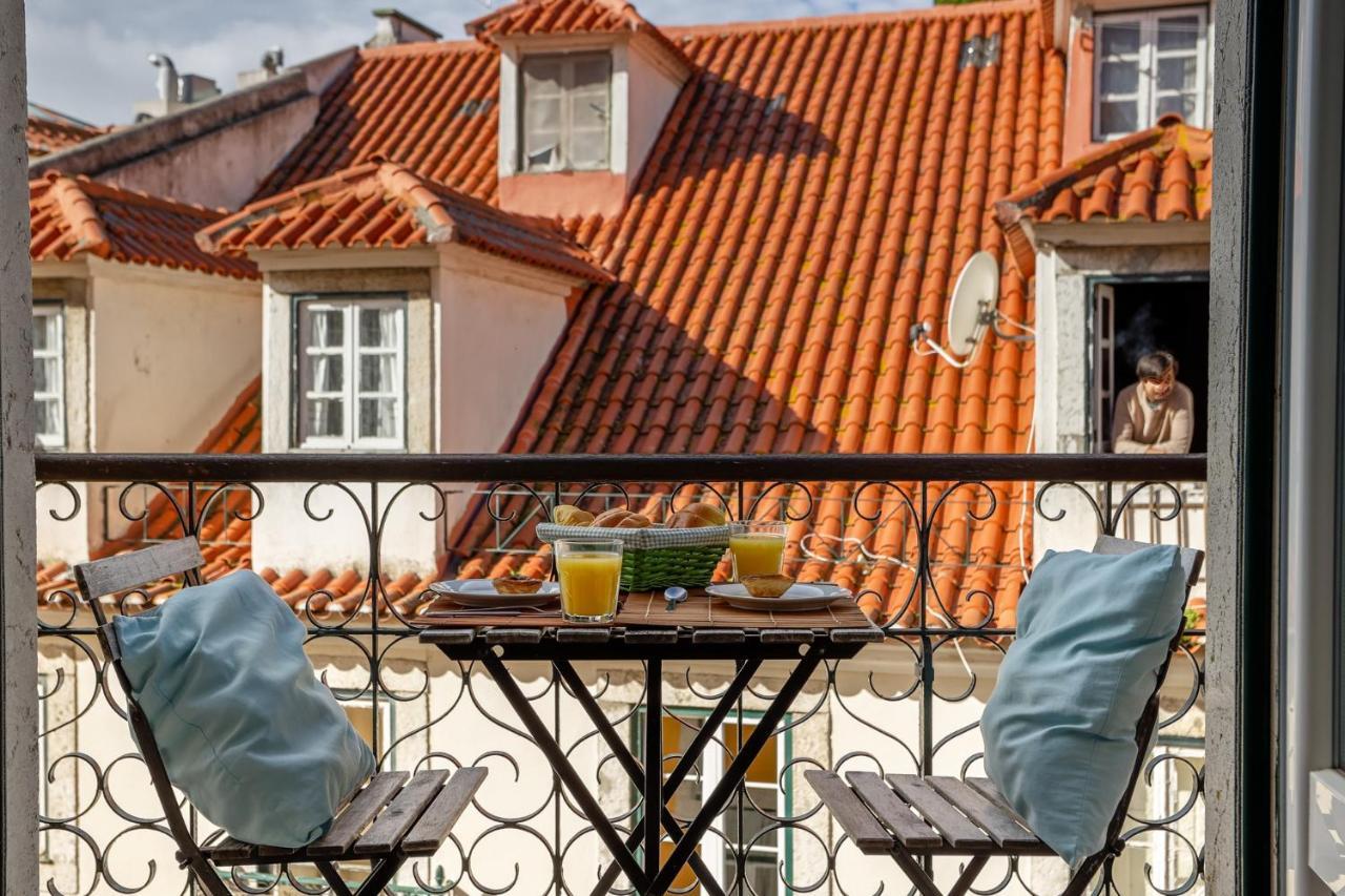 Castelo Apartment - Beautiful Balcony View Lisboa Dış mekan fotoğraf